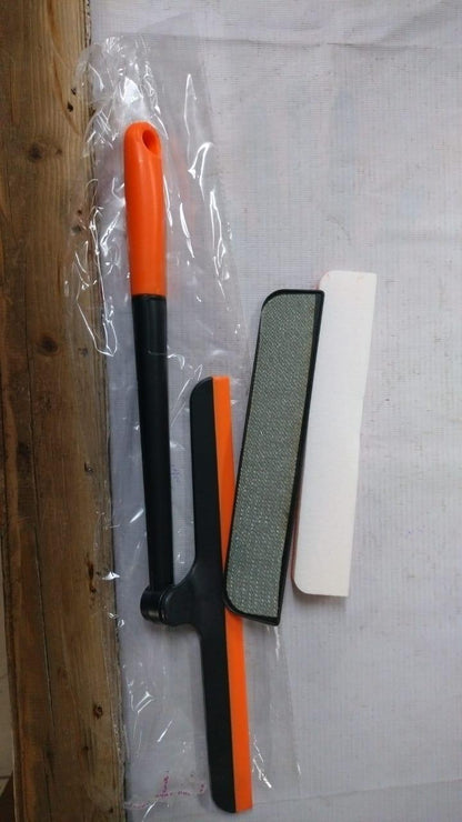 3 in 1 Plastic Easy Glass Spray Type Cleaning Brush